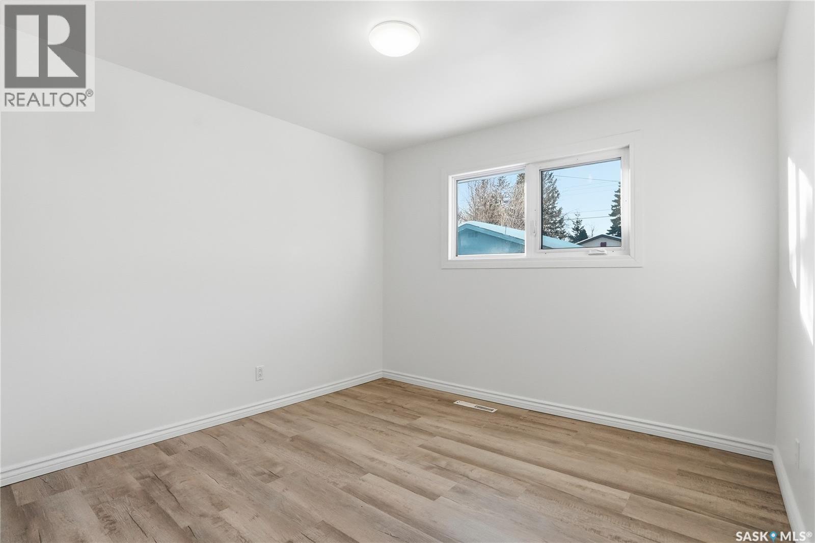 1906 Louise Avenue, Saskatoon, SK - Indoor Photo Showing Other Room