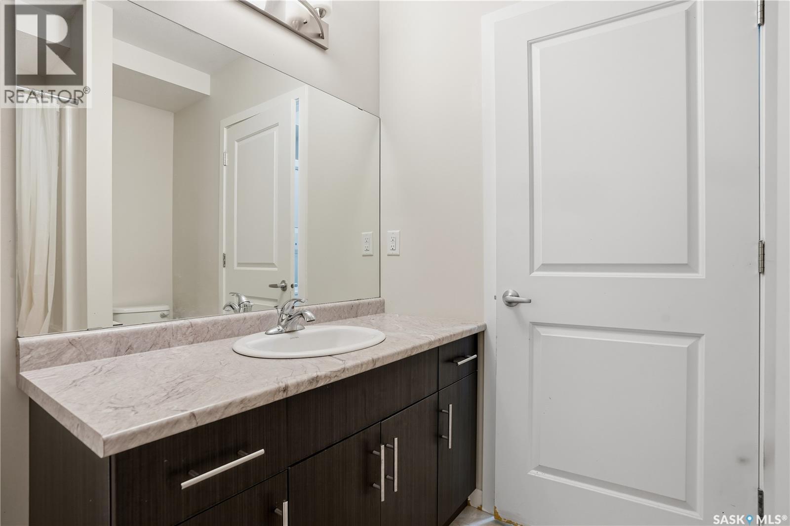 307A 3355 Green Poppy Street, Regina, SK - Indoor Photo Showing Bathroom