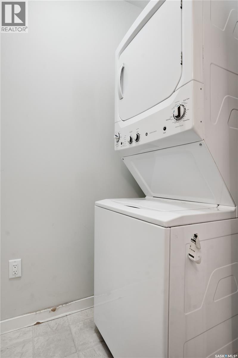 307A 3355 Green Poppy Street, Regina, SK - Indoor Photo Showing Laundry Room
