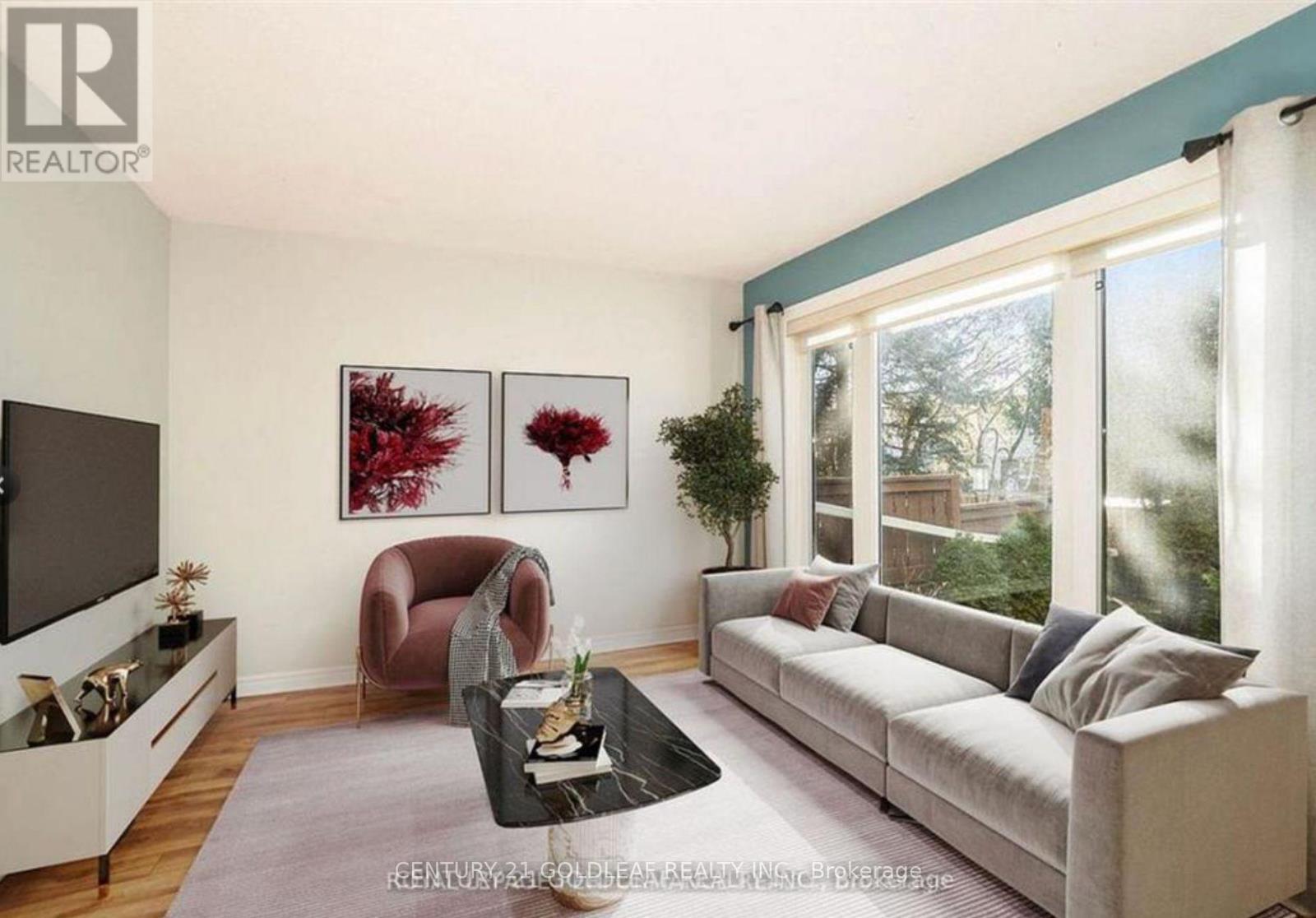 46 - 1334 Marigold Crescent, Ottawa, ON - Indoor Photo Showing Living Room