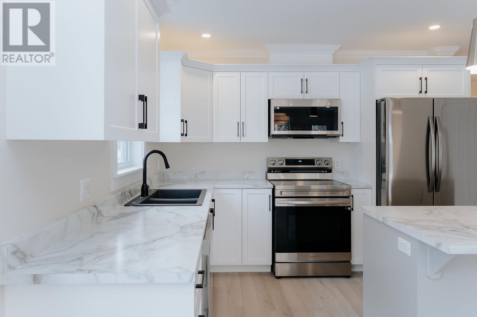 3B Temple Avenue, Appleton, NL - Indoor Photo Showing Kitchen With Stainless Steel Kitchen With Double Sink With Upgraded Kitchen