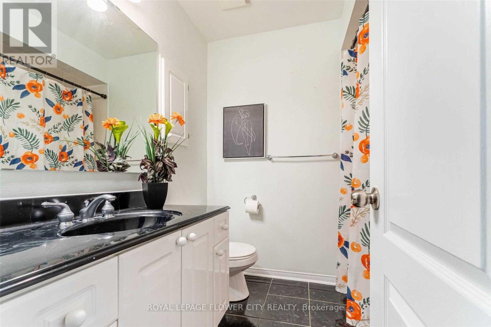 65 Sedgewick Circle, Brampton, ON - Indoor Photo Showing Bathroom