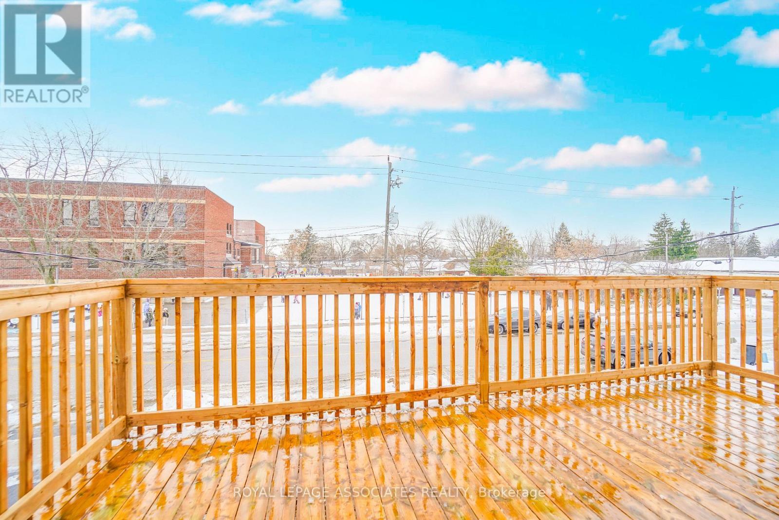 2 - 35 St George Street, Brantford, ON - Outdoor