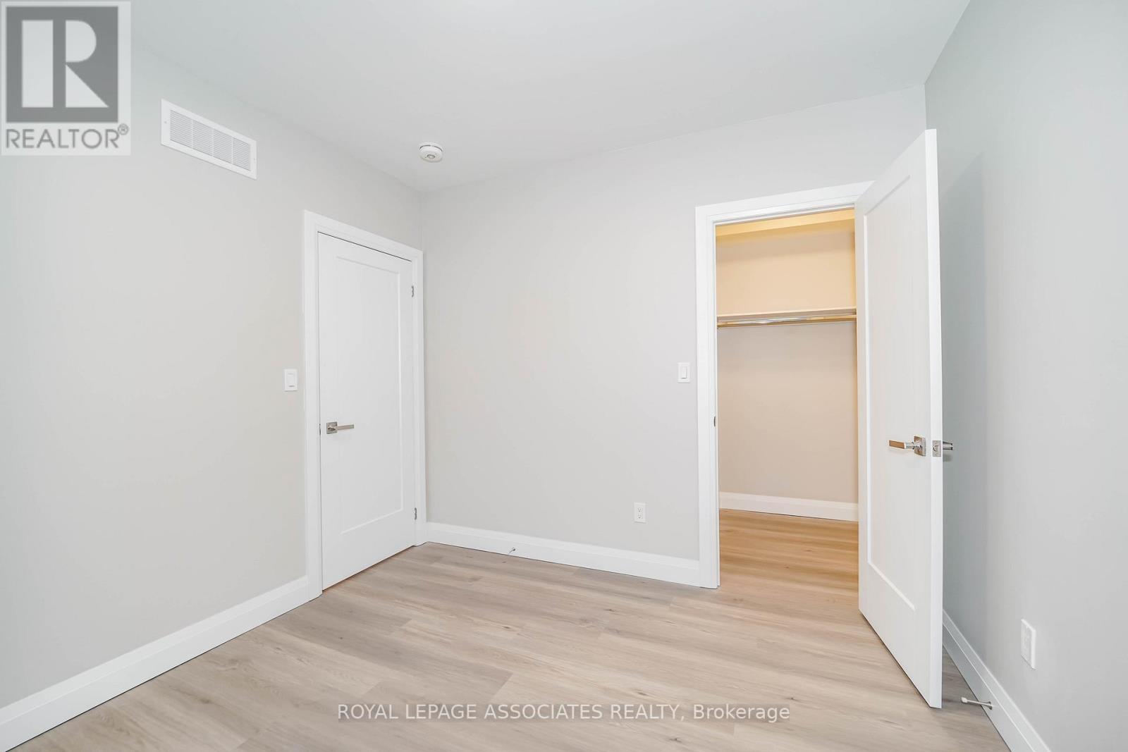 2 - 35 St George Street, Brantford, ON - Indoor Photo Showing Other Room