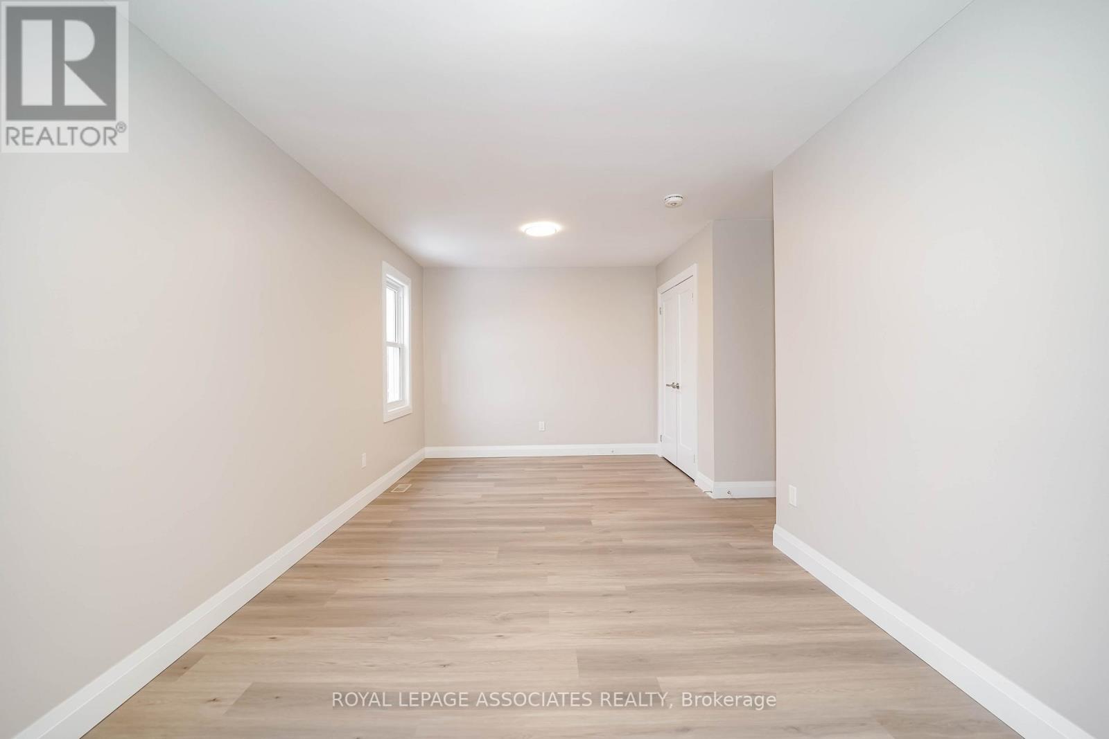 2 - 35 St George Street, Brantford, ON - Indoor Photo Showing Other Room