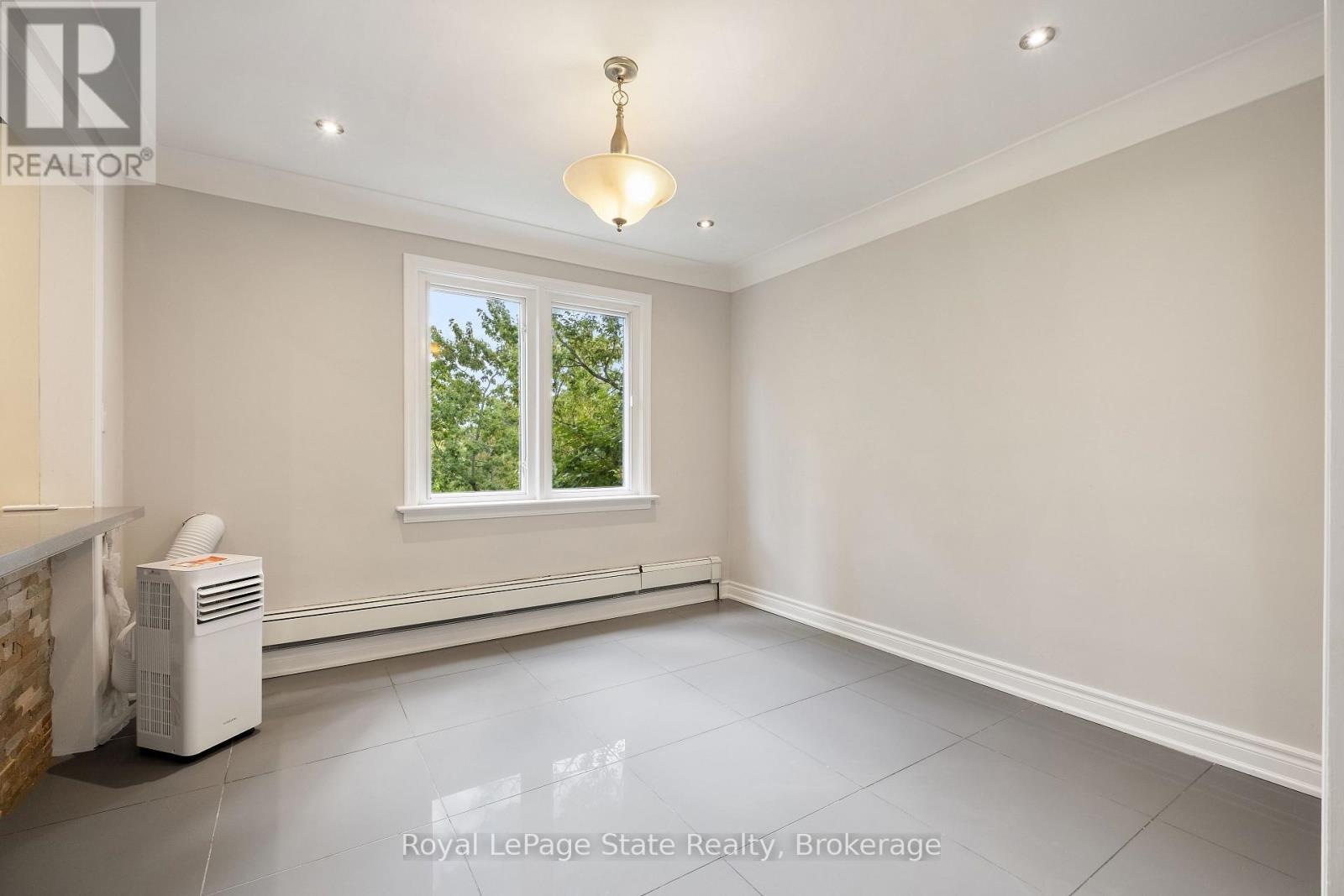 69 Hillview Road, St. Catharines (Western Hill), ON - Indoor Photo Showing Other Room