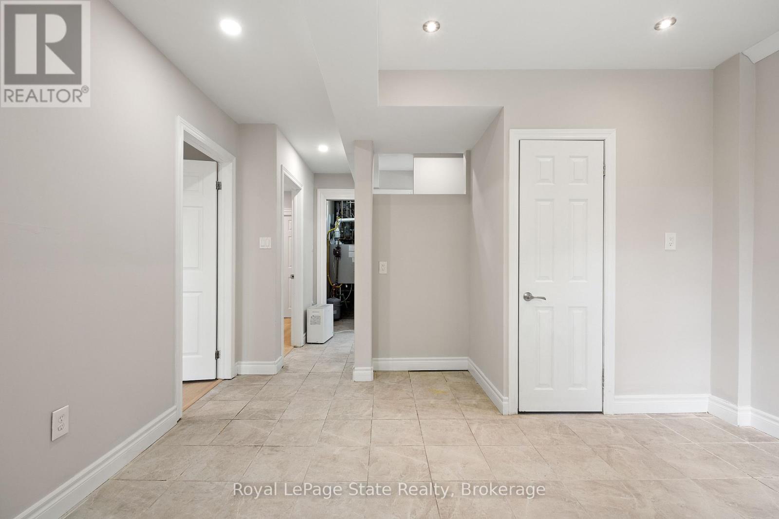 69 Hillview Road, St. Catharines (Western Hill), ON - Indoor Photo Showing Other Room