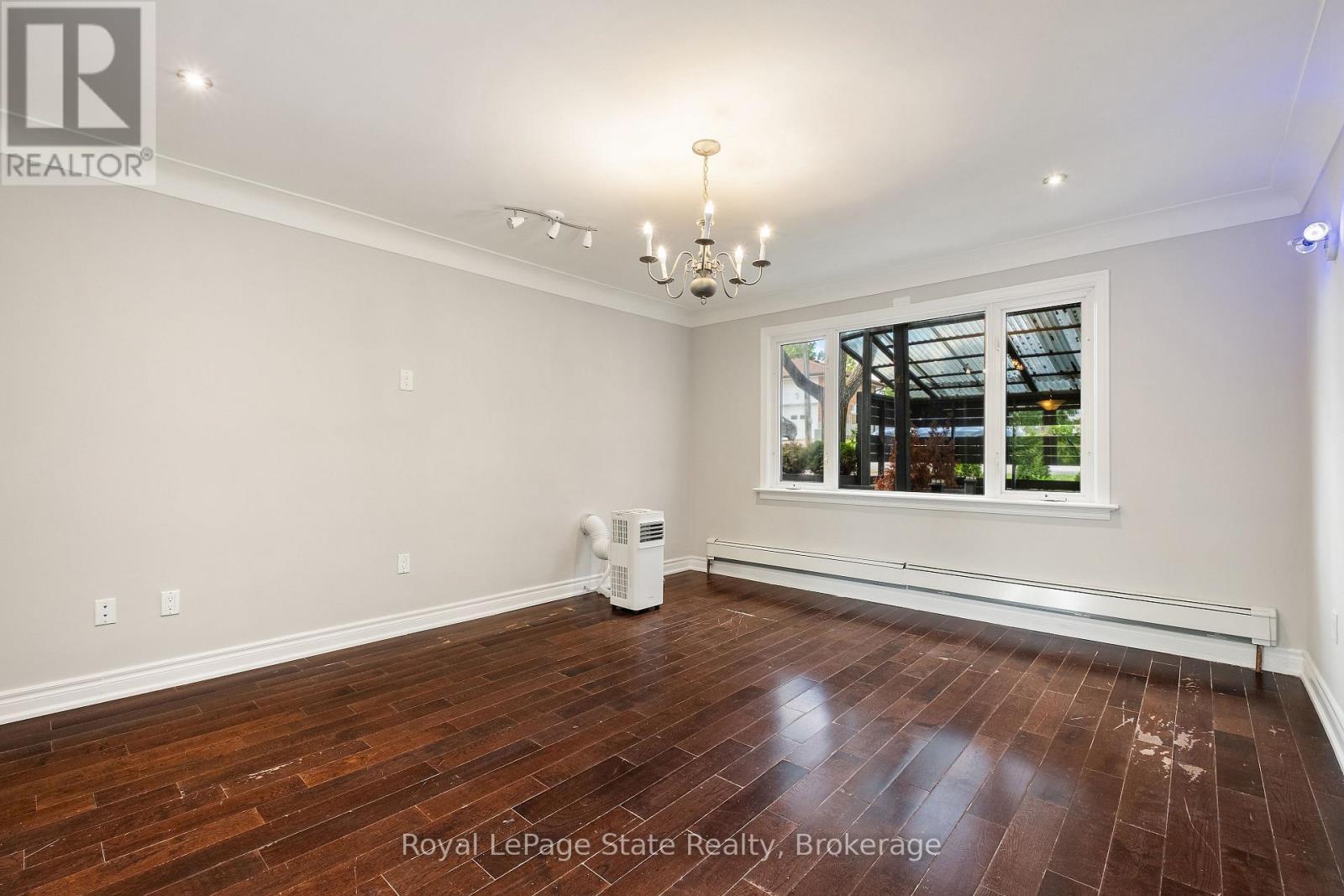 69 Hillview Road, St. Catharines (Western Hill), ON - Indoor