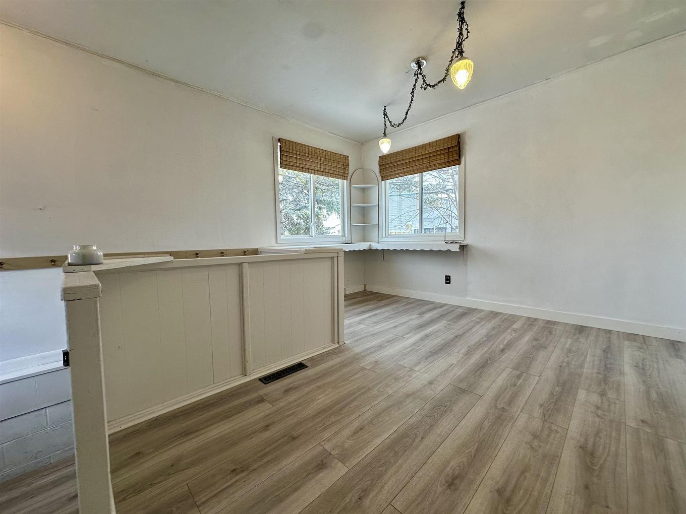 1102 Scott Street, Fort Frances, ON - Indoor Photo Showing Other Room