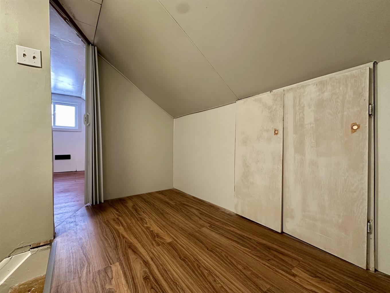 1102 Scott Street, Fort Frances, ON - Indoor Photo Showing Other Room