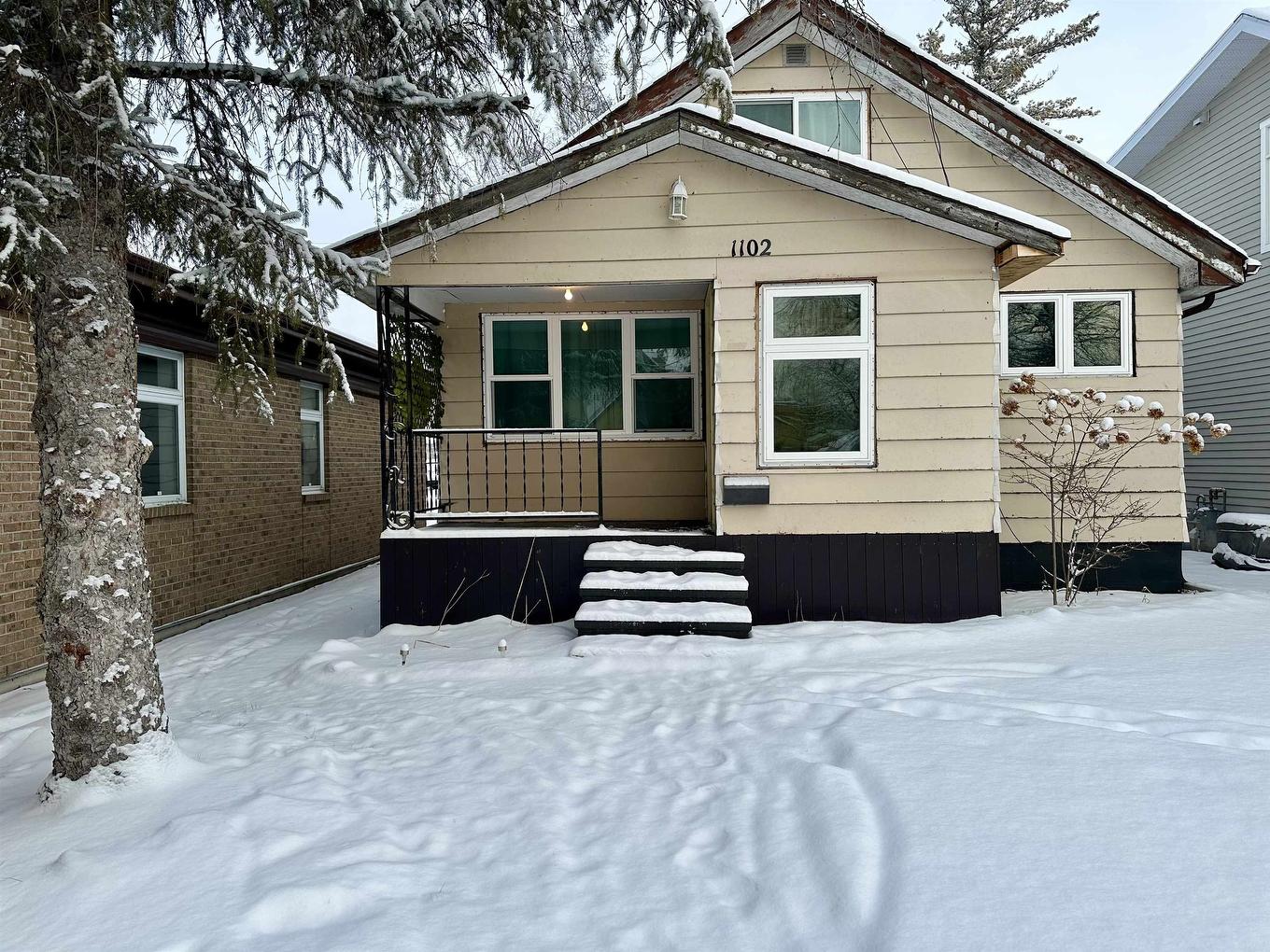 1102 Scott Street, Fort Frances, ON - Outdoor