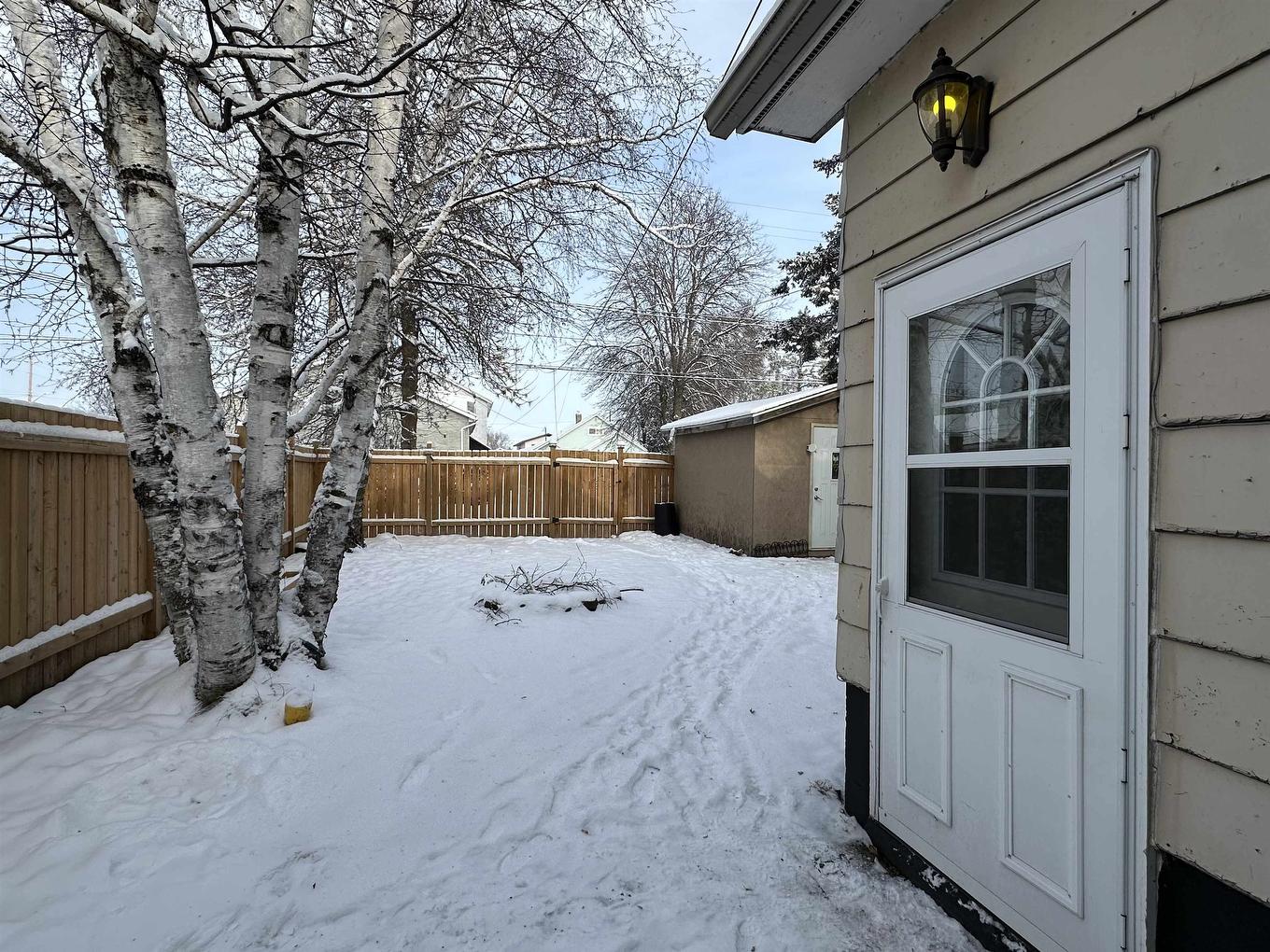 1102 Scott Street, Fort Frances, ON - Outdoor