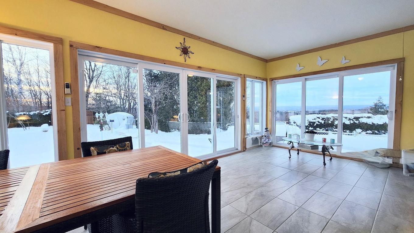 Solarium/Verrière - 621 Boul. Robitaille, Notre-Dame-Du-Mont-Carmel, QC - Indoor