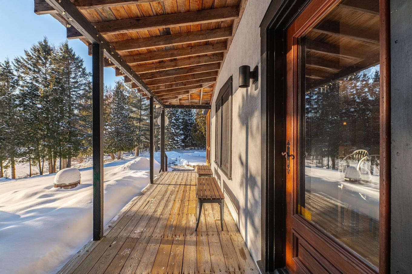 Balcony - 1735 - 1737 Ch. De La Gare, Val-Morin, QC - With Deck Patio Veranda With Exterior