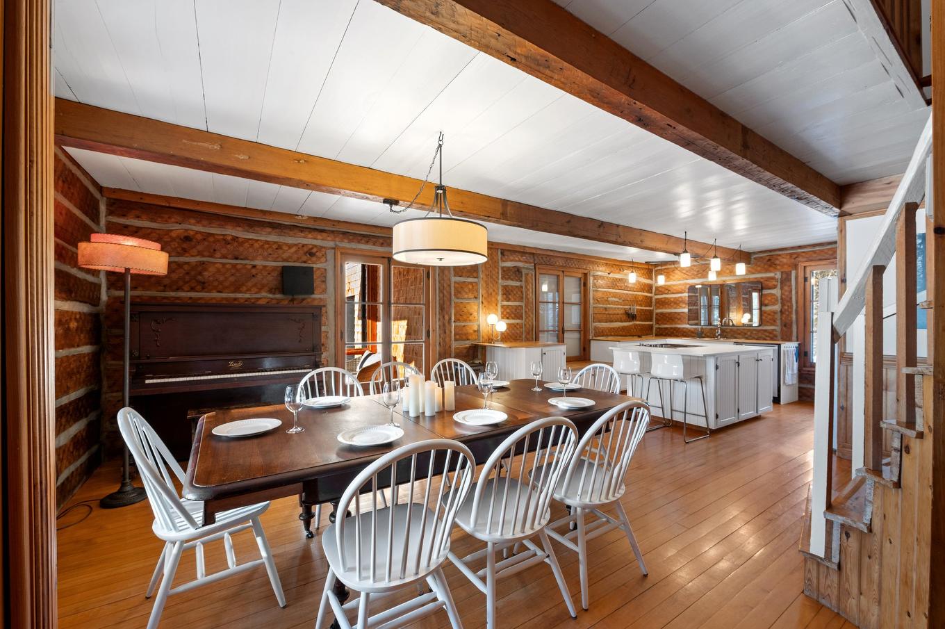 Dining room - 1735 - 1737 Ch. De La Gare, Val-Morin, QC - Indoor Photo Showing Dining Room