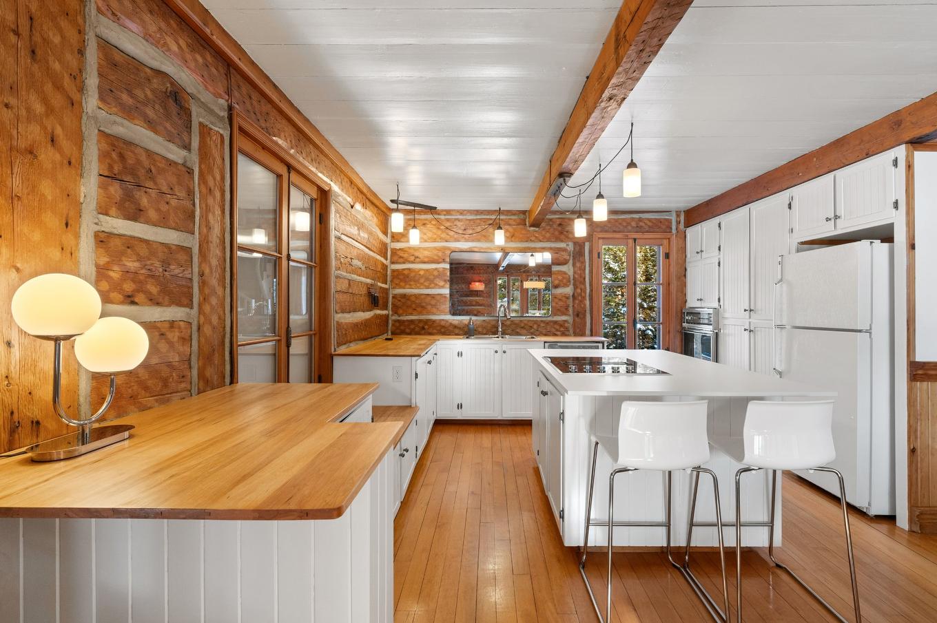 Kitchen - 1735 - 1737 Ch. De La Gare, Val-Morin, QC - Indoor Photo Showing Kitchen