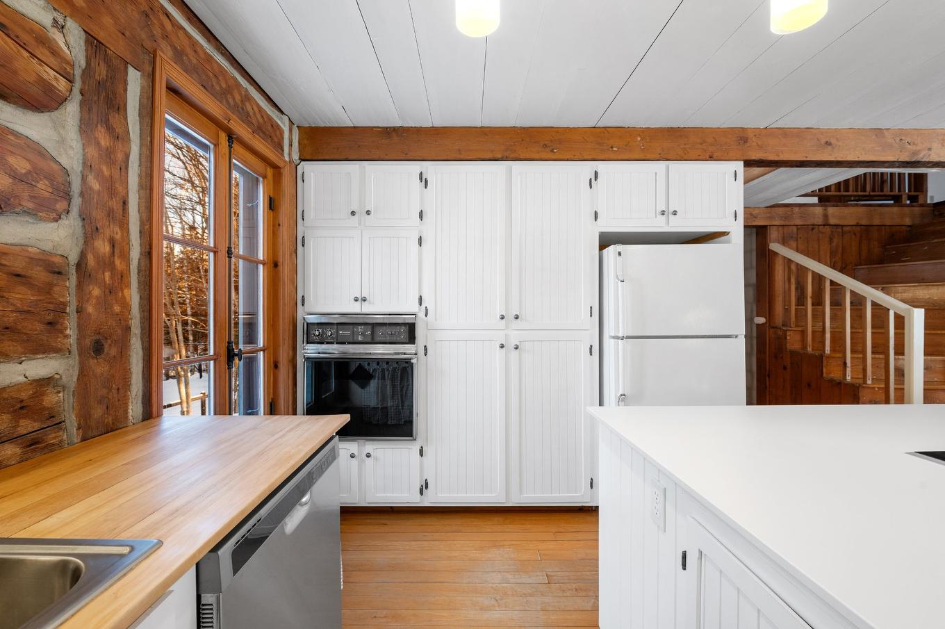 Kitchen - 1735 - 1737 Ch. De La Gare, Val-Morin, QC - Indoor Photo Showing Kitchen