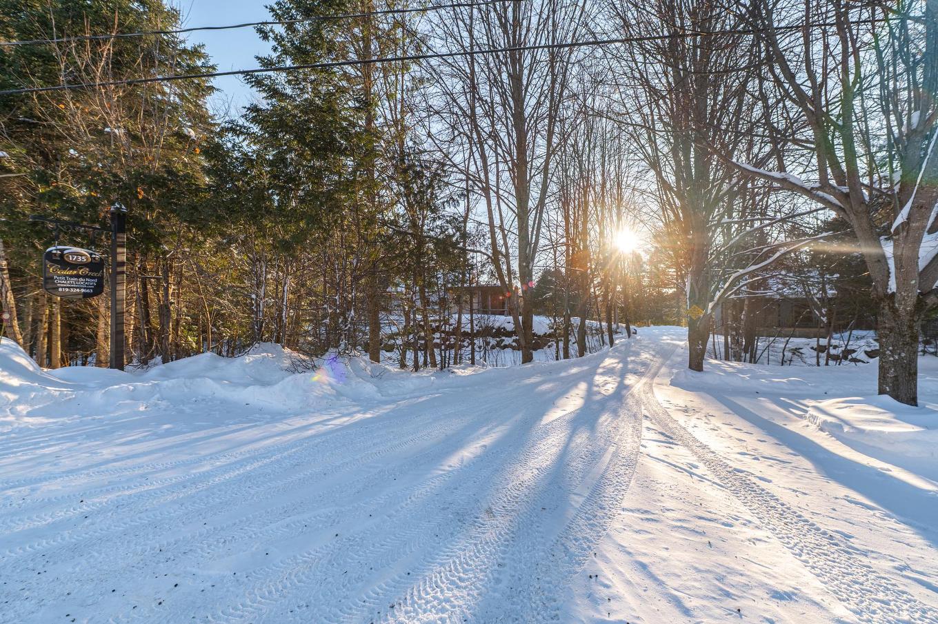 Other - 1735 - 1737 Ch. De La Gare, Val-Morin, QC - Outdoor With View