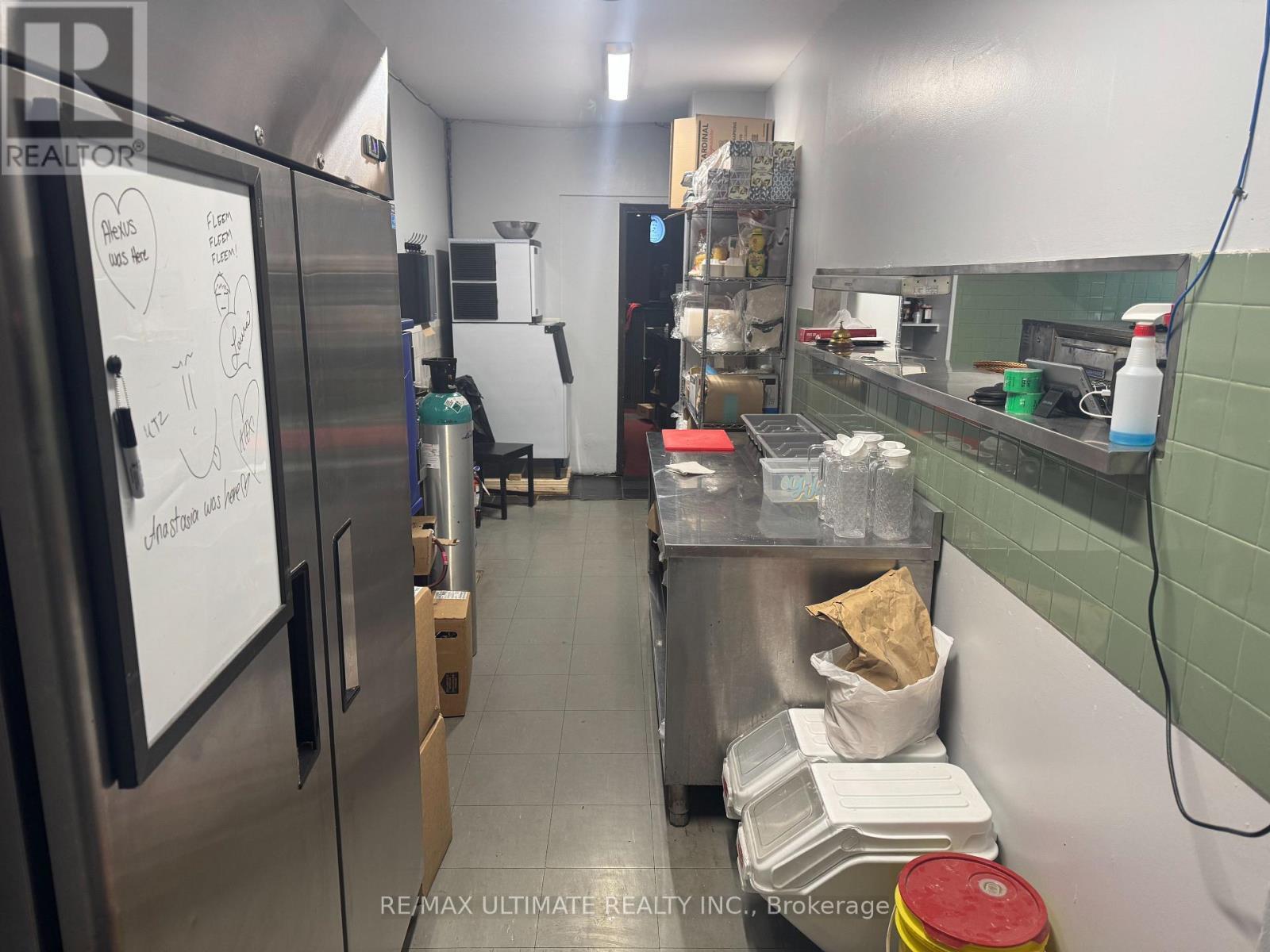 6 - 385 The West Mall, Toronto, ON