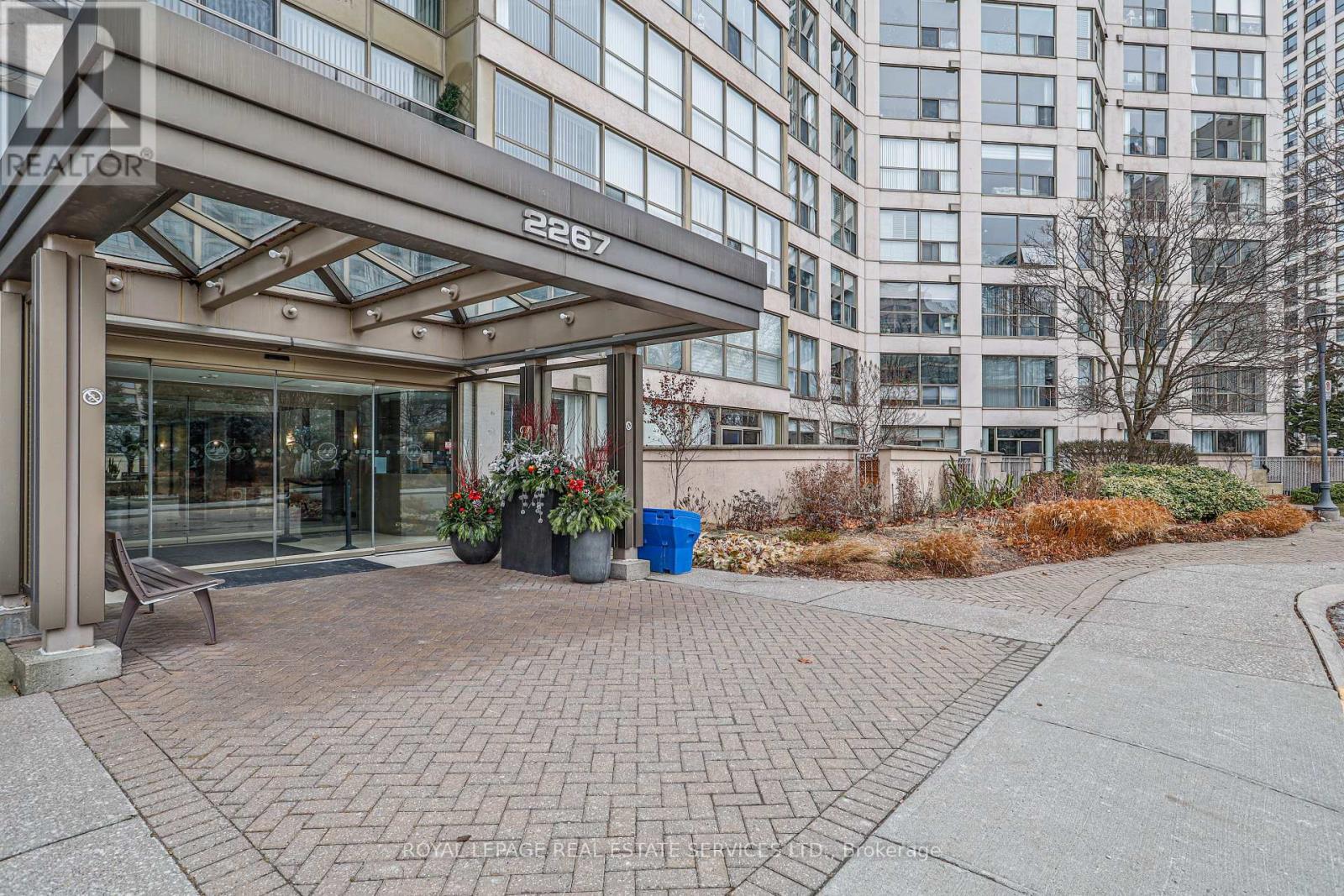 512 - 2267 Lake Shore Boulevard W, Toronto, ON