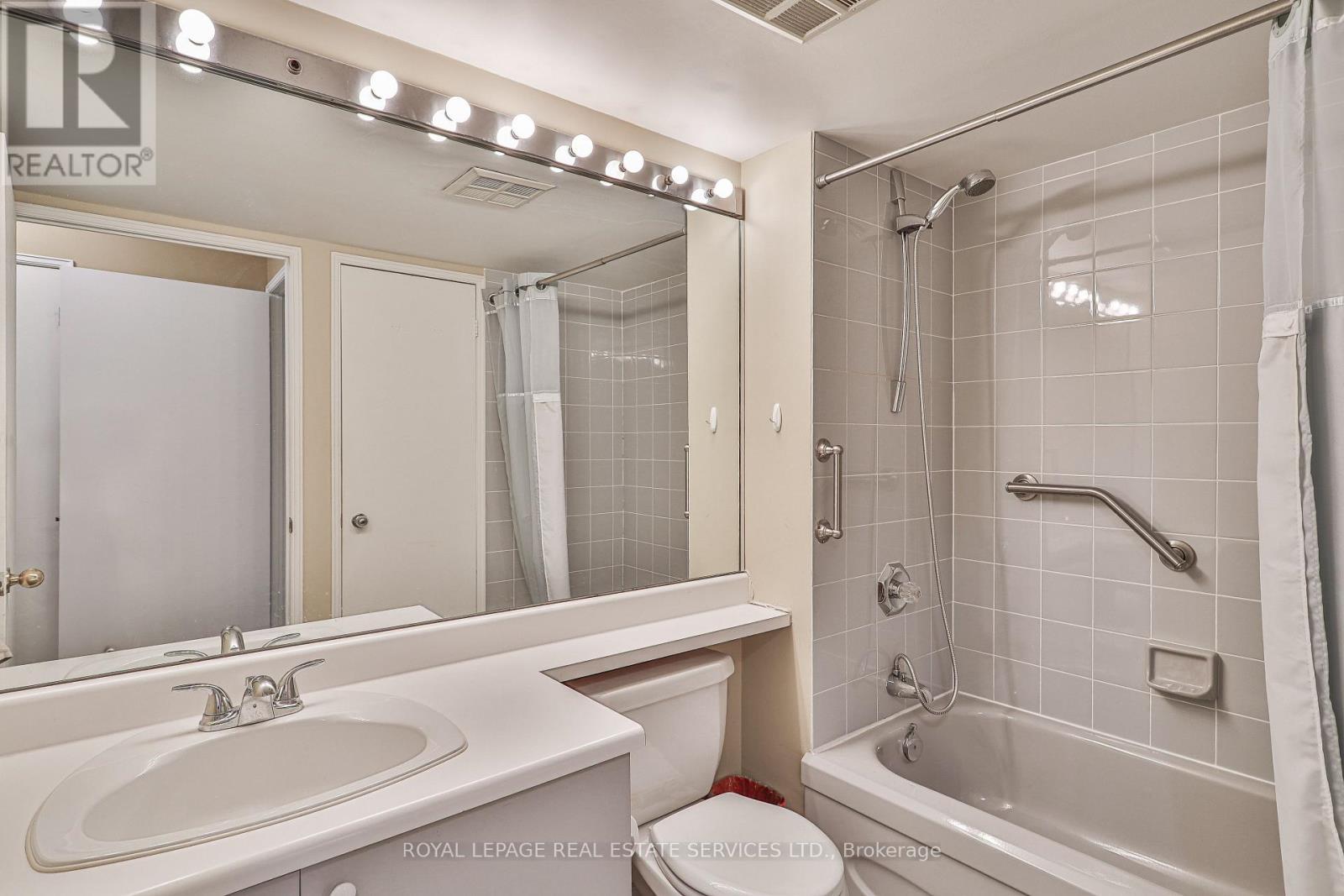 512 - 2267 Lake Shore Boulevard W, Toronto, ON