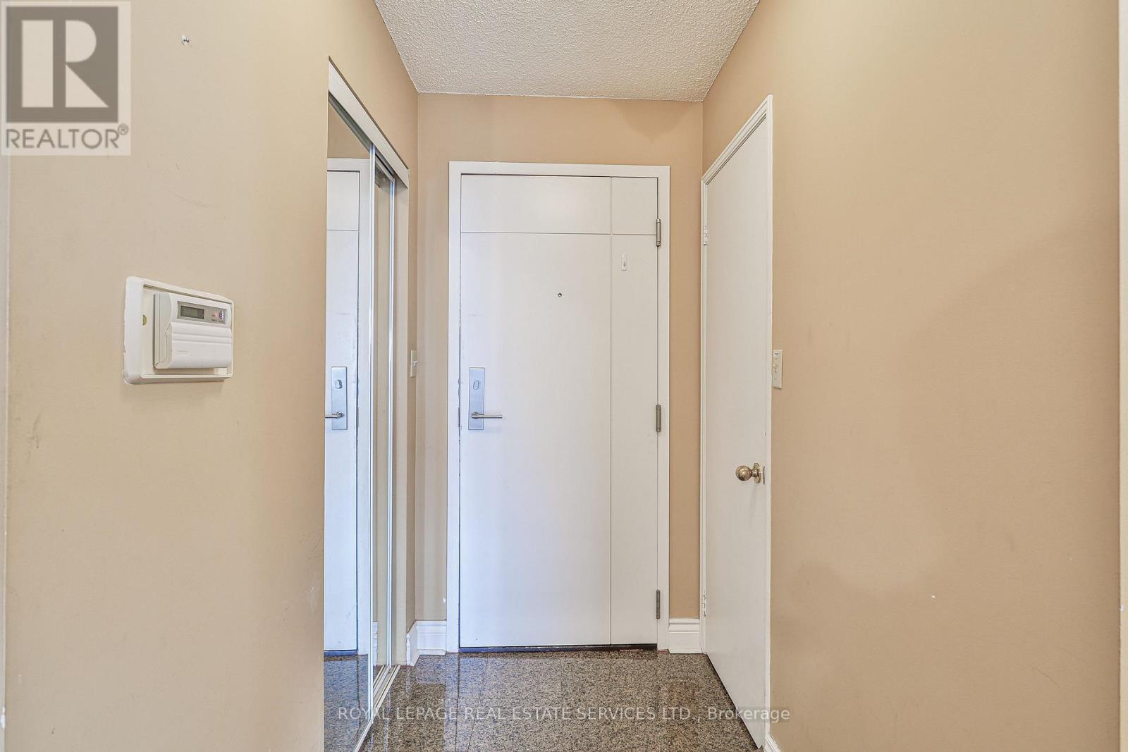 512 - 2267 Lake Shore Boulevard W, Toronto, ON