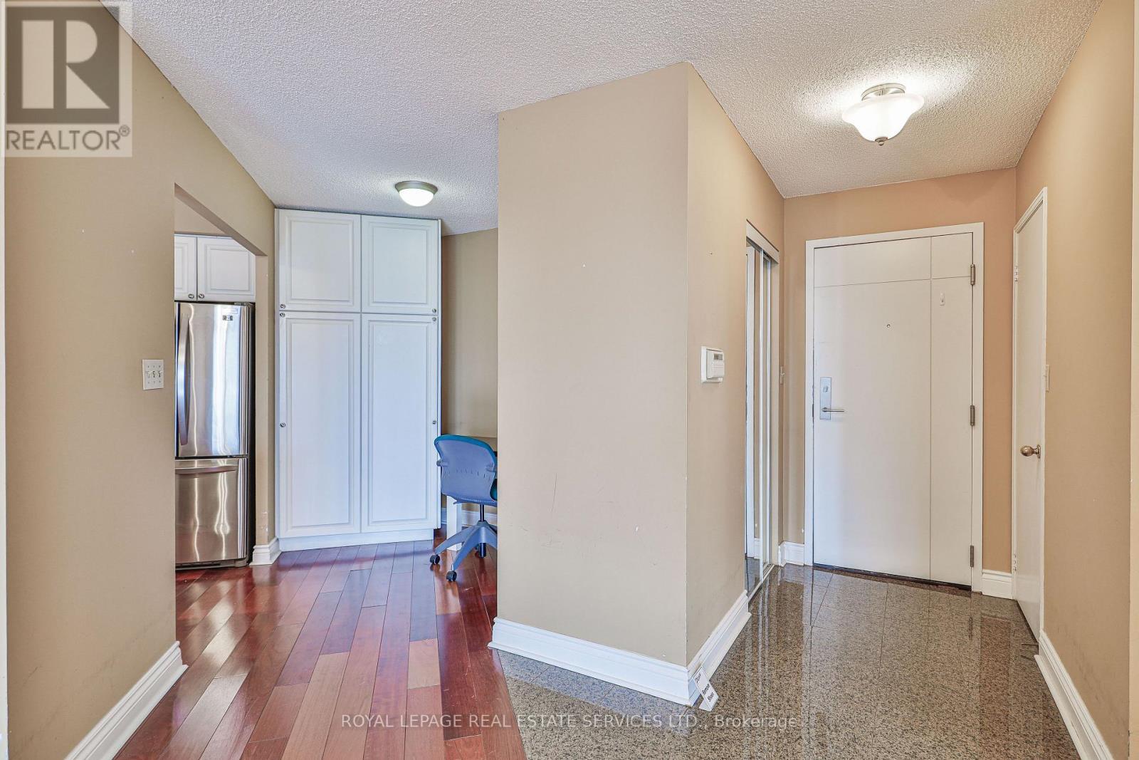 512 - 2267 Lake Shore Boulevard W, Toronto, ON