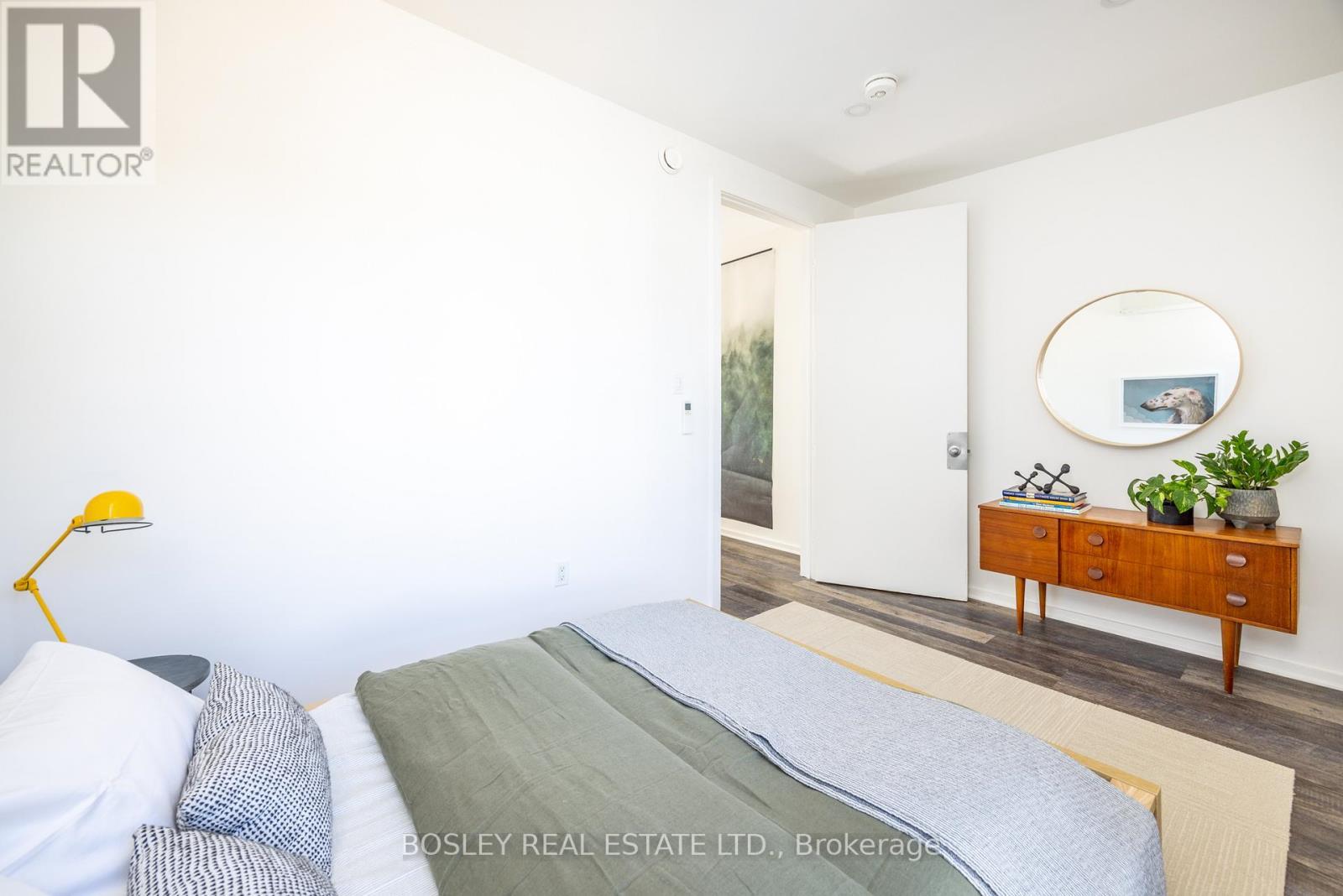 1007 Weston Road, Toronto, ON - Indoor Photo Showing Bedroom