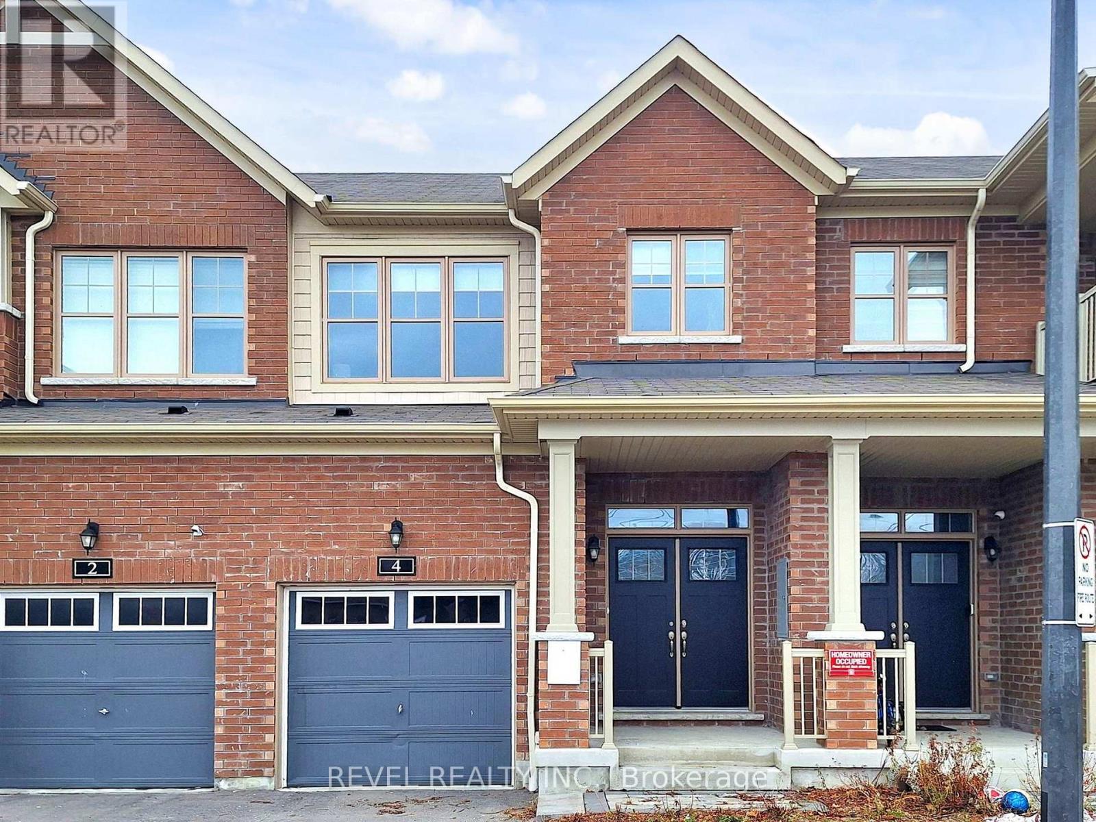 4 Paradise Way, Whitby (Rolling Acres), ON - Outdoor With Facade
