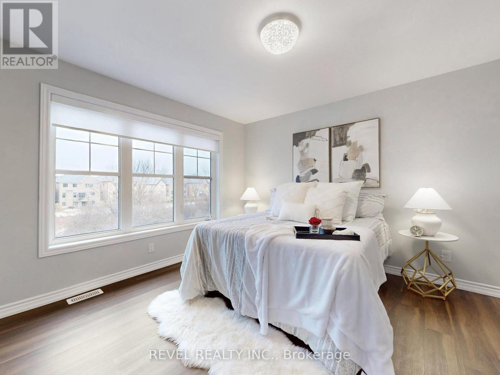 4 Paradise Way, Whitby (Rolling Acres), ON - Indoor Photo Showing Bedroom