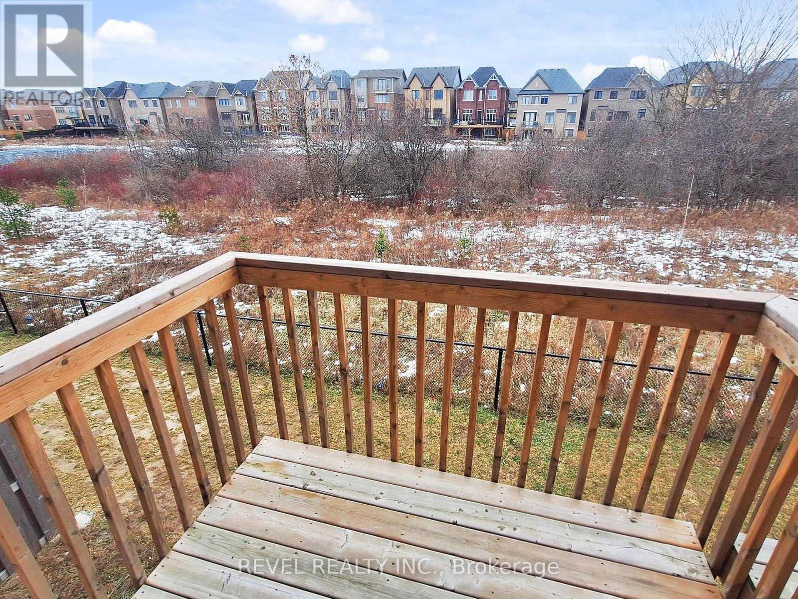 4 Paradise Way, Whitby (Rolling Acres), ON - Outdoor