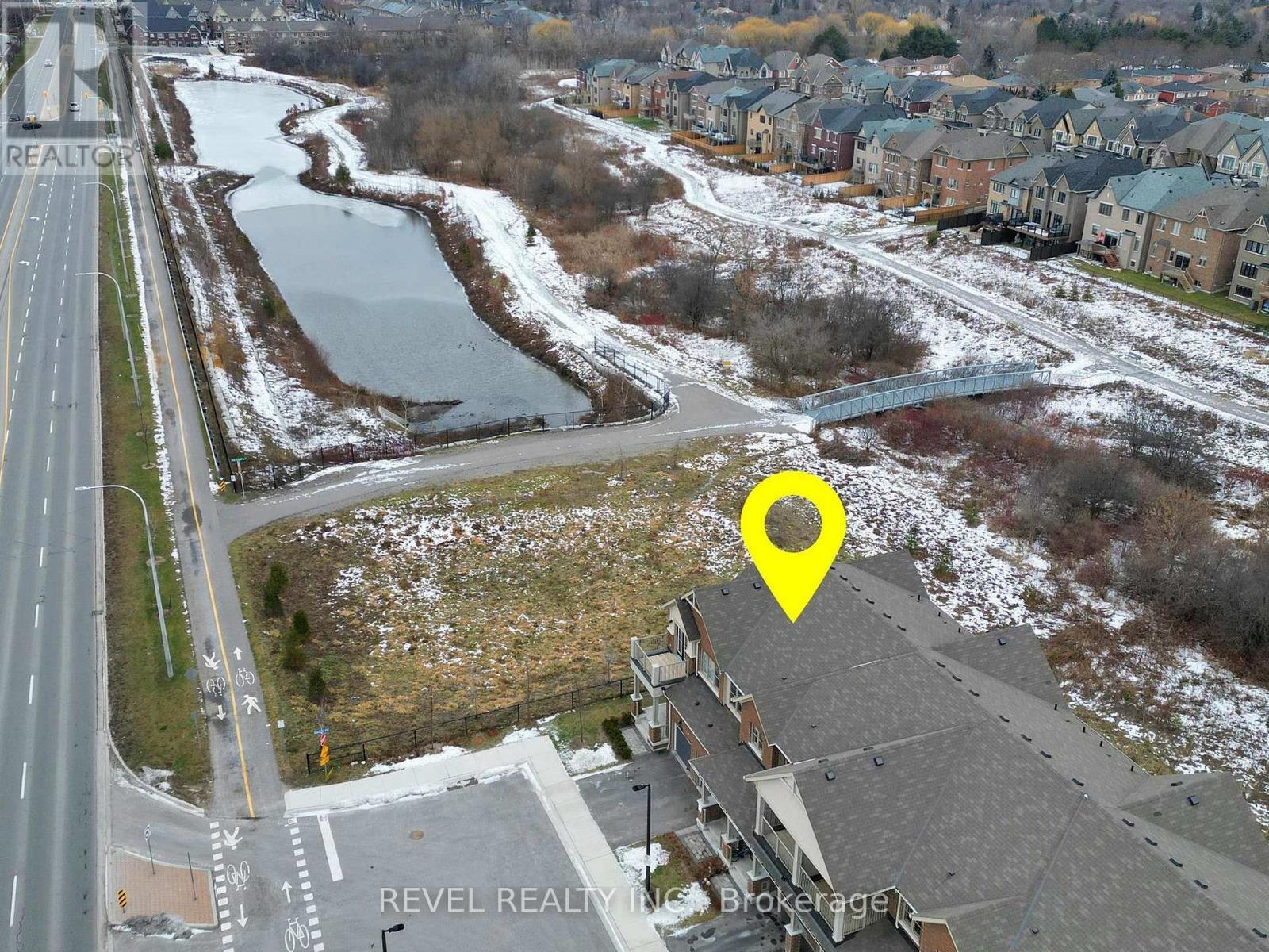 4 Paradise Way, Whitby (Rolling Acres), ON - Outdoor With View