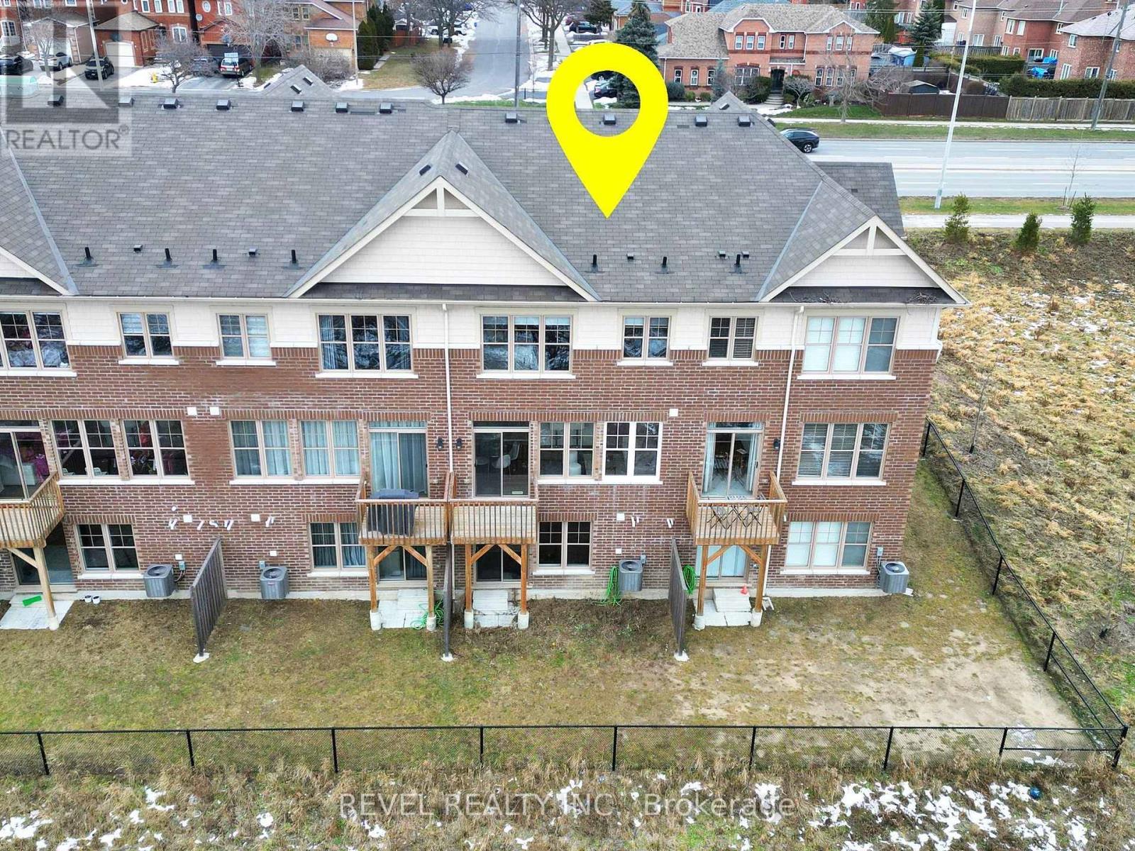 4 Paradise Way, Whitby (Rolling Acres), ON - Outdoor