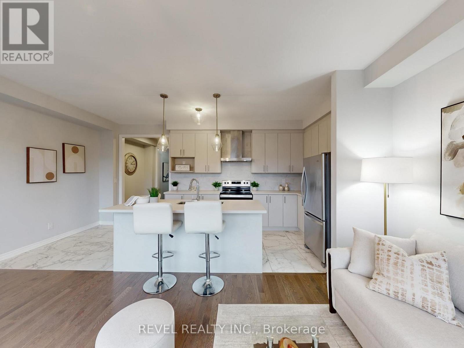 4 Paradise Way, Whitby (Rolling Acres), ON - Indoor Photo Showing Kitchen