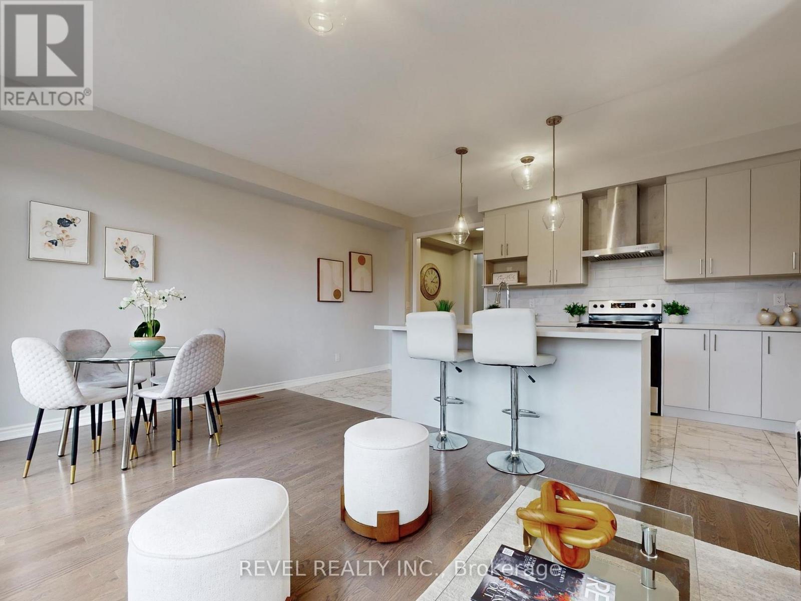 4 Paradise Way, Whitby (Rolling Acres), ON - Indoor