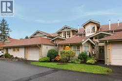 8 500 Marsett Pl Saanich, BC V8Z 7J1