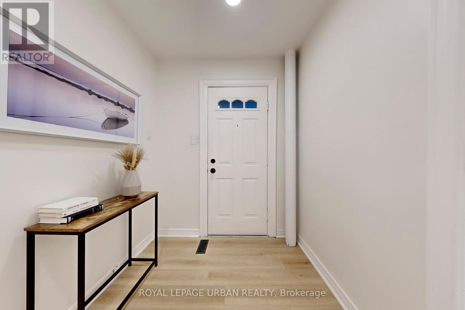 772 Richmond Street W, Toronto, ON