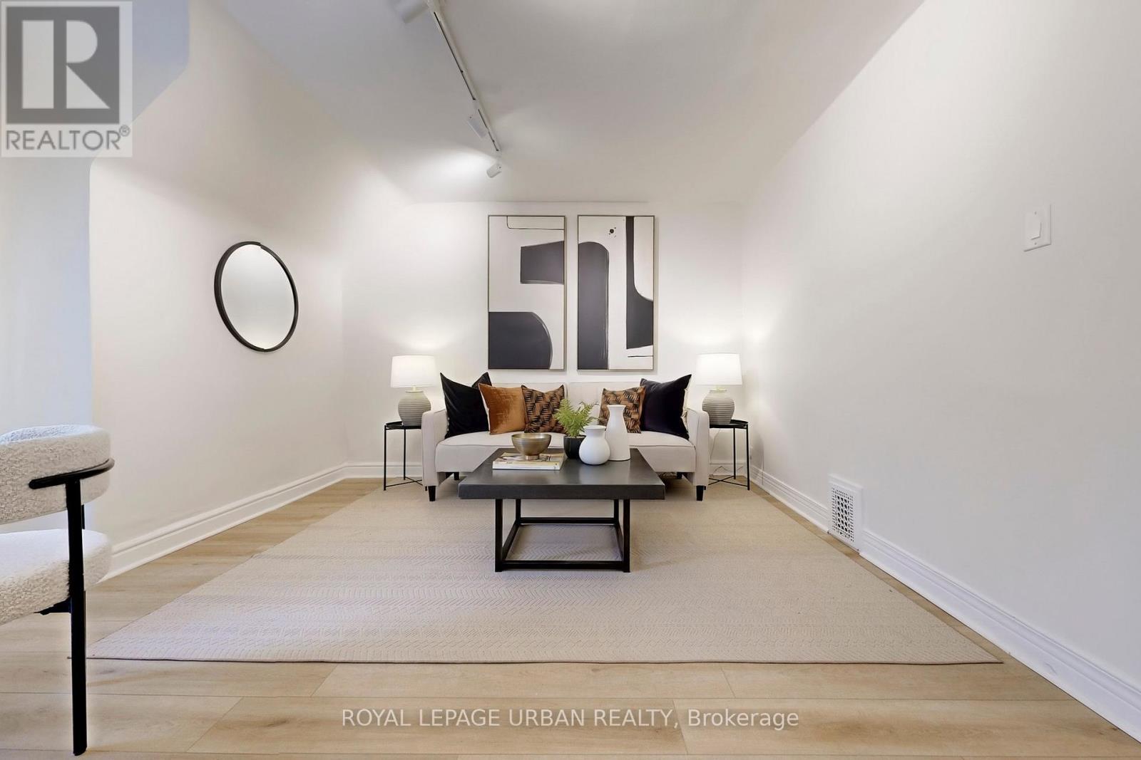 772 Richmond Street W, Toronto, ON