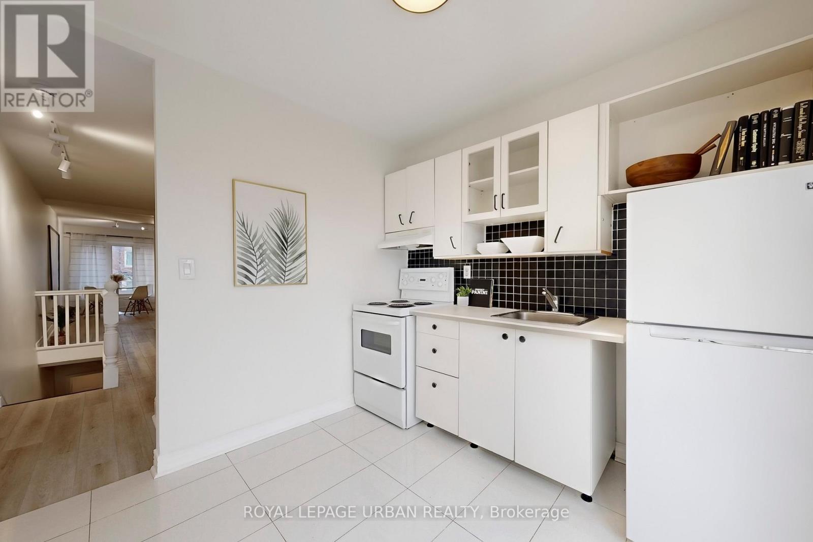 772 Richmond Street W, Toronto, ON