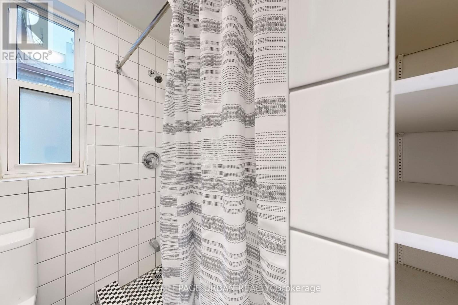 772 Richmond Street W, Toronto, ON