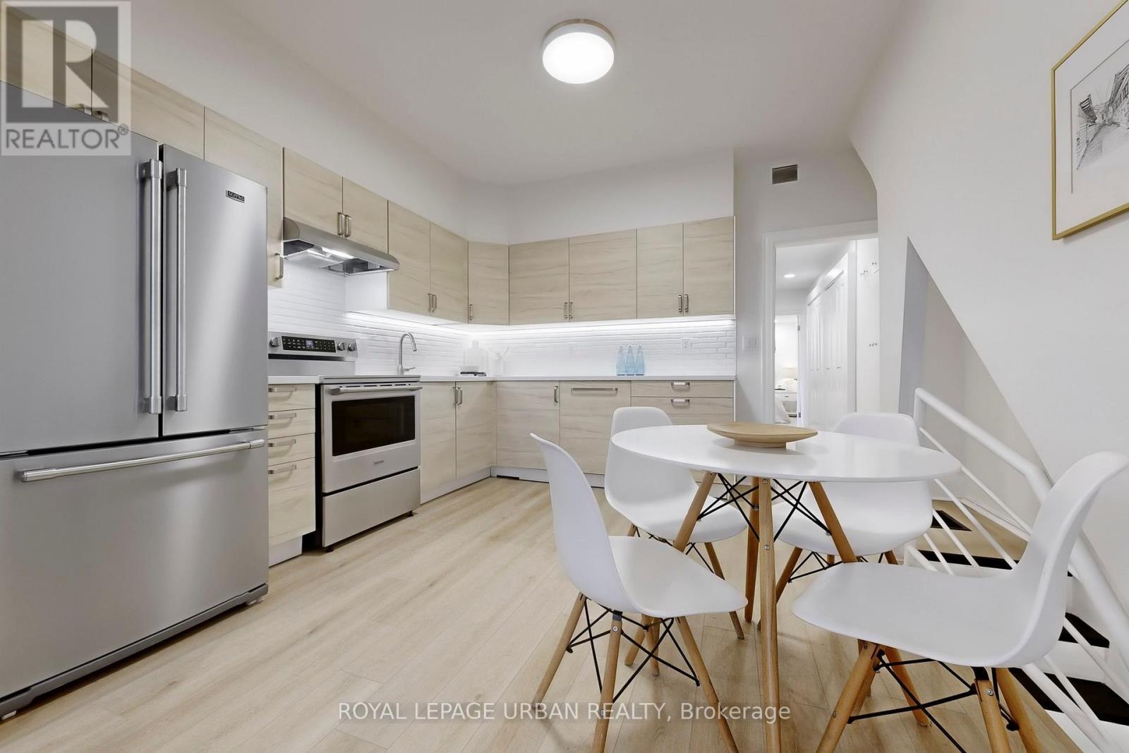 772 Richmond Street W, Toronto, ON