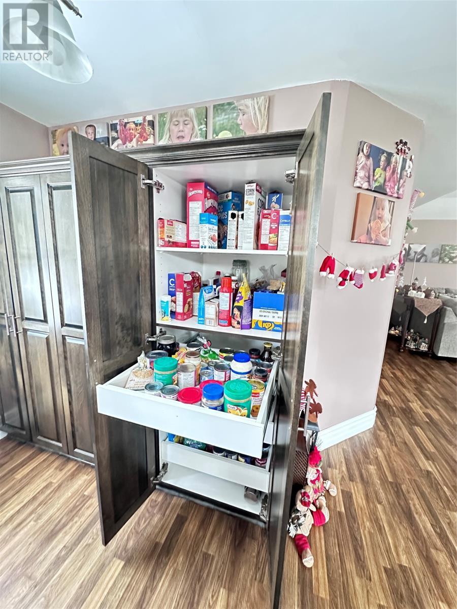 1 High Street, Middle Arm, NL - Indoor