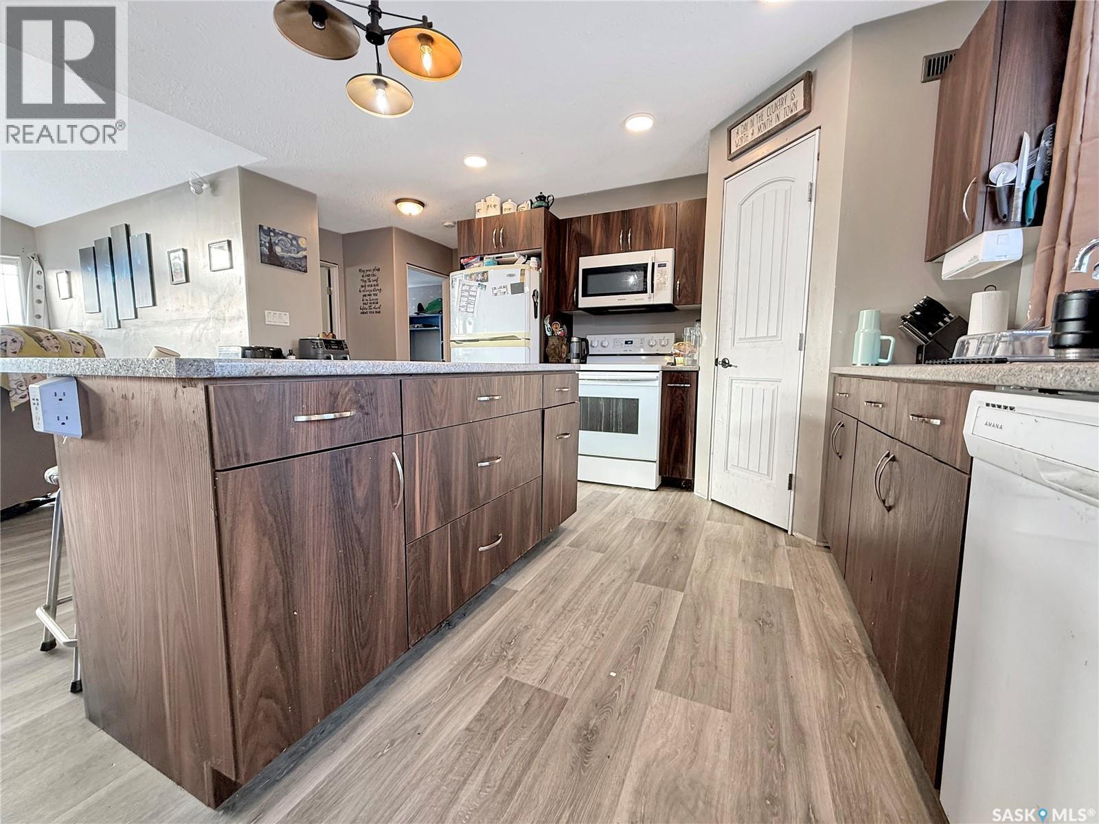 Paddockwood Acreage, Paddockwood Rm No. 520, SK - Indoor Photo Showing Kitchen