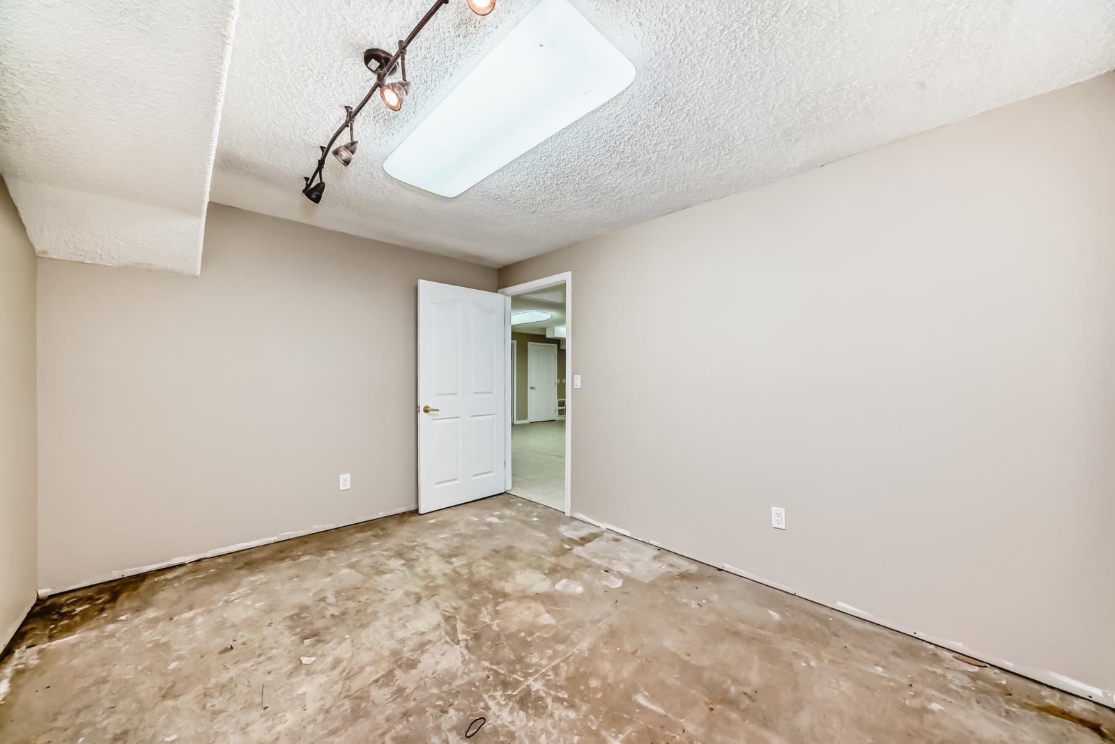 10969 101 Street, Edmonton, AB