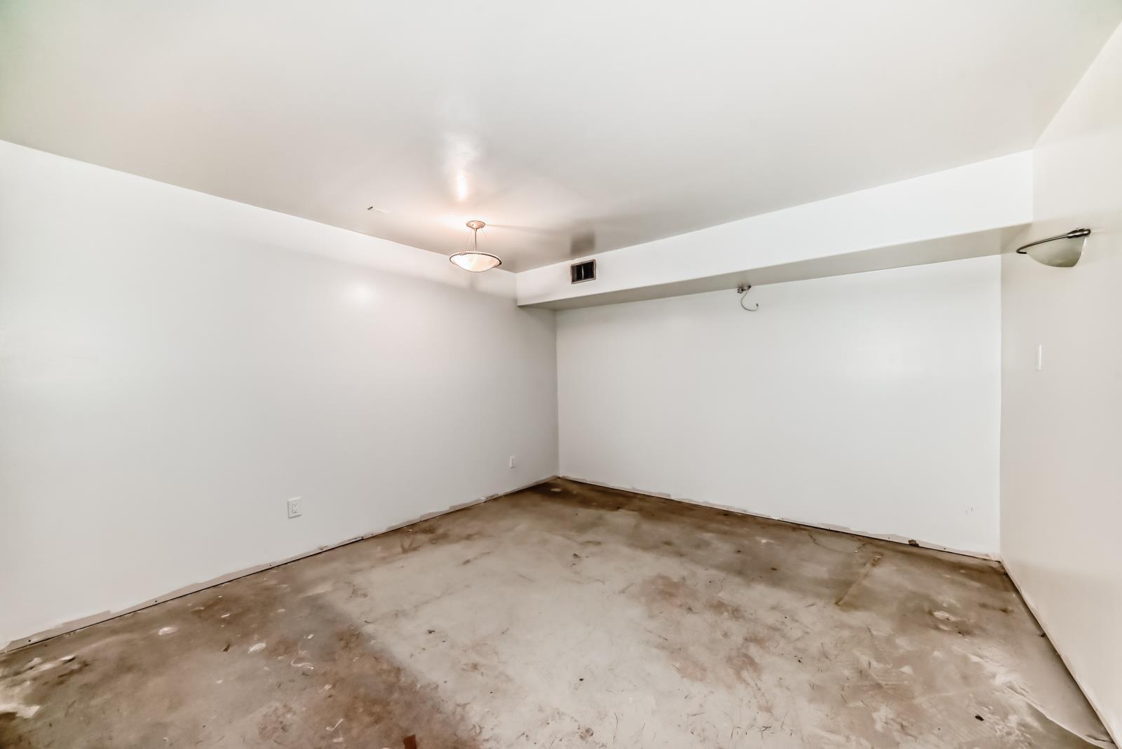 10969 101 Street, Edmonton, AB