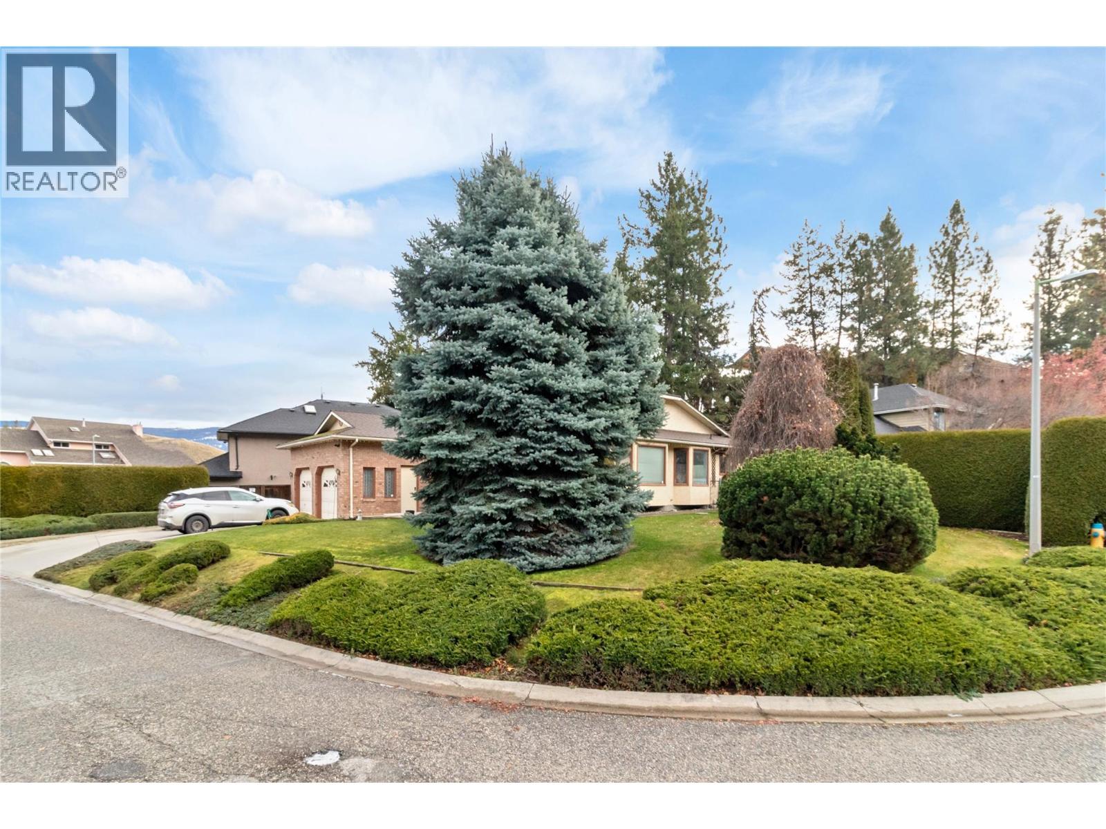 624 Cassiar Crescent, Kelowna, BC - Outdoor