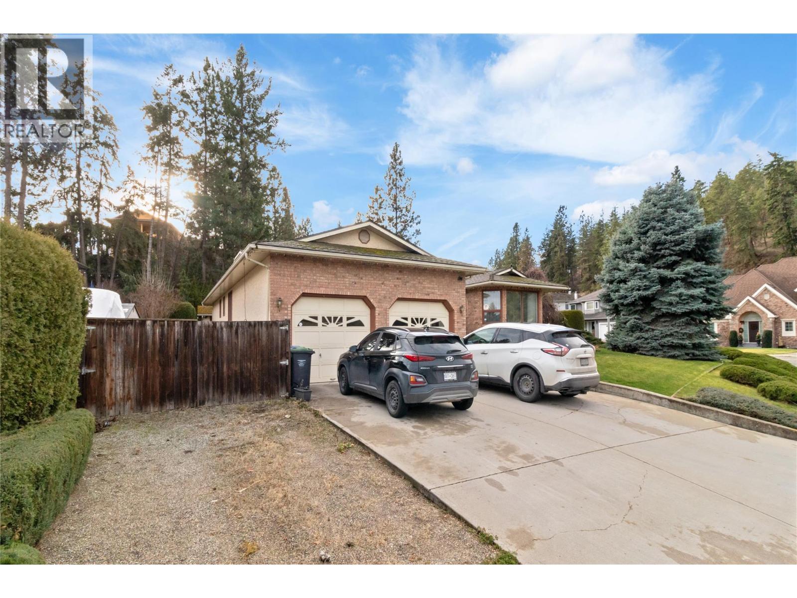 624 Cassiar Crescent, Kelowna, BC - Outdoor