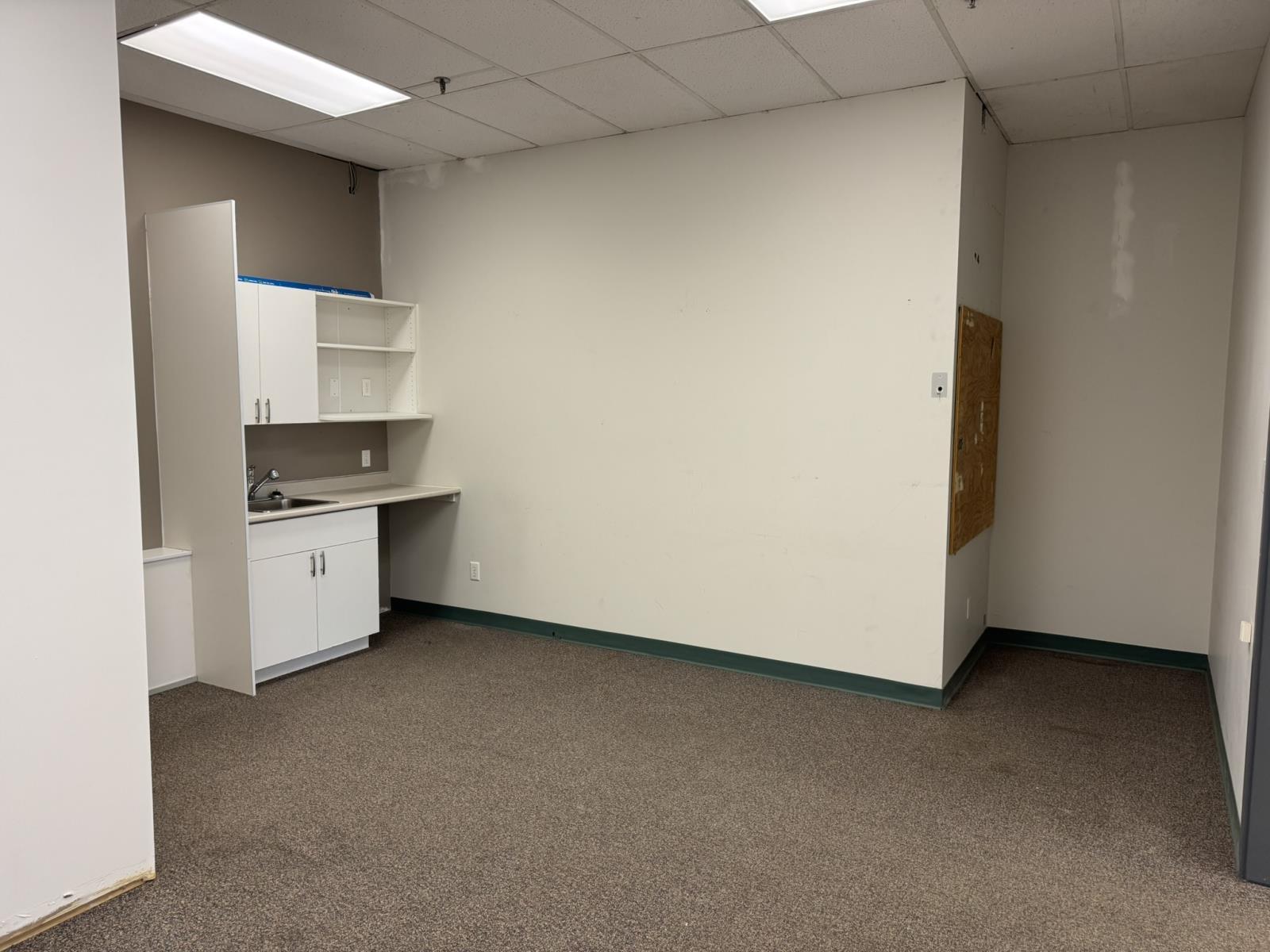 100 4910 50 Avenue, Cold Lake, AB