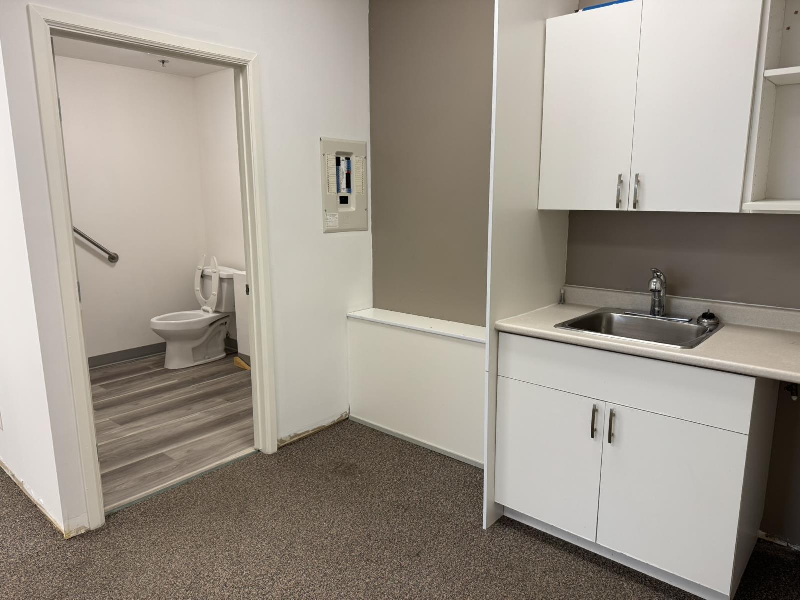 100 4910 50 Avenue, Cold Lake, AB