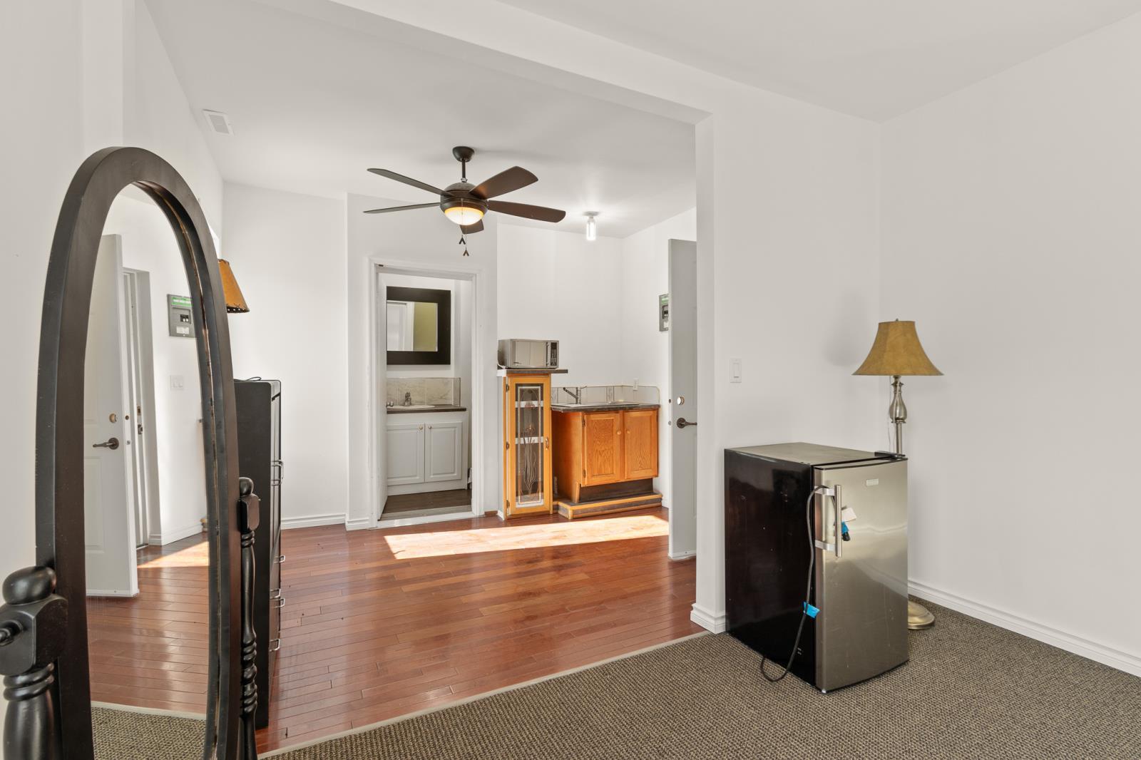 102 2 Avenue, Winfield, AB